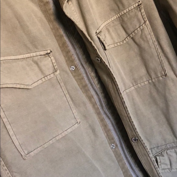 Ruggedly handsome in a lightweight jacket! - Picture 8 of 8